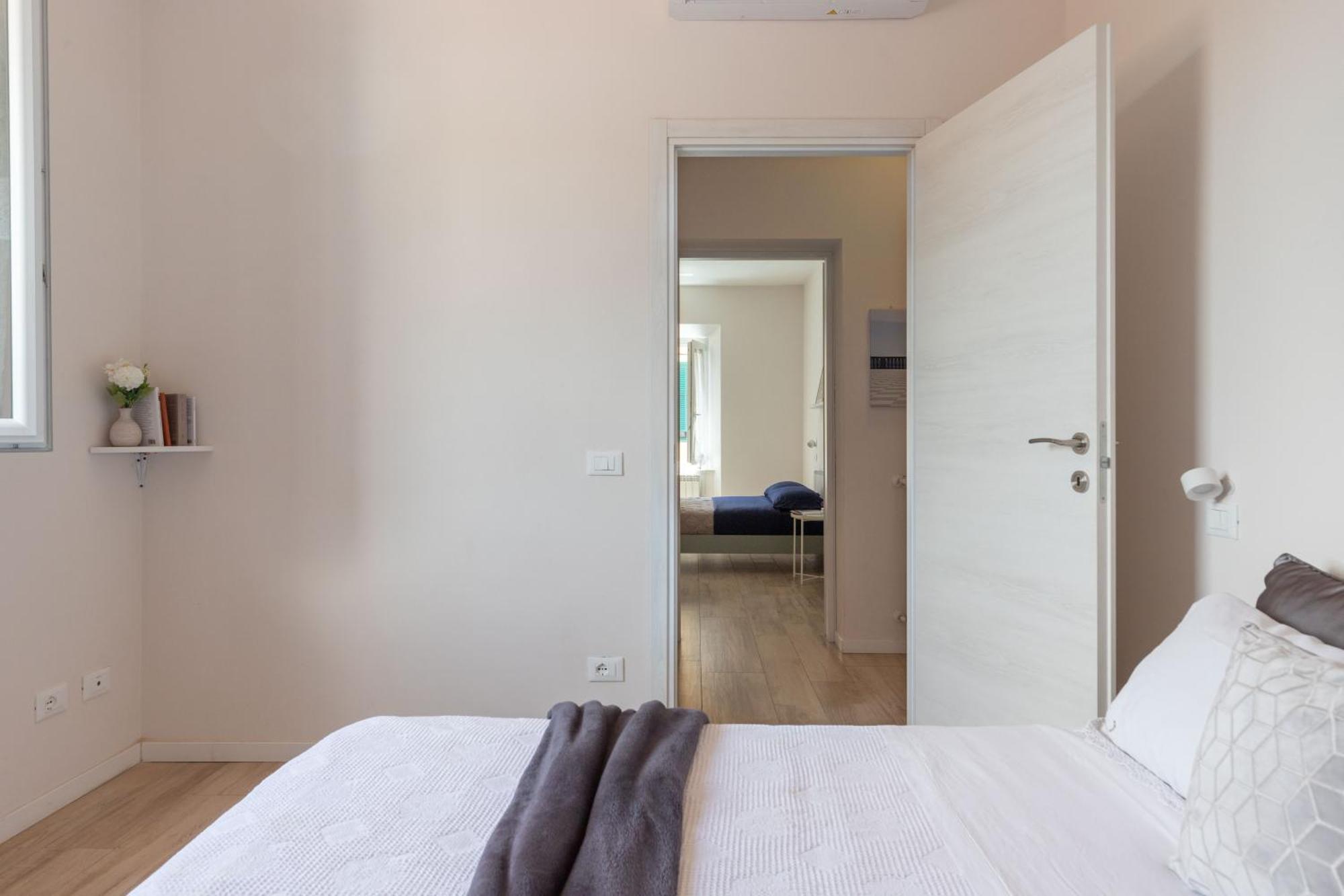 Apartamento Abbraccio Di Mare- Relax Vicino Al Porto Livorno Exterior foto